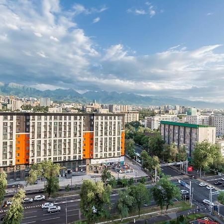 Квартира С Видом На Горы Almatı Dış mekan fotoğraf